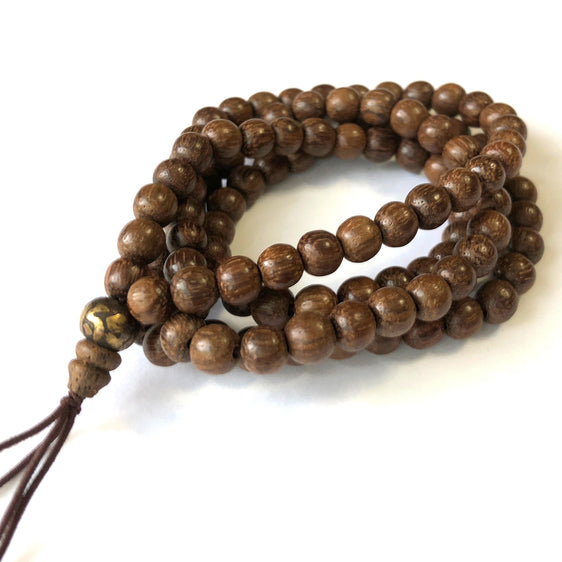 A simple solution for a darker wood bracelet (and necklace) - Grandawood-  Agarwood